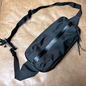 Black Ember TKS (Tech Kit Sling)